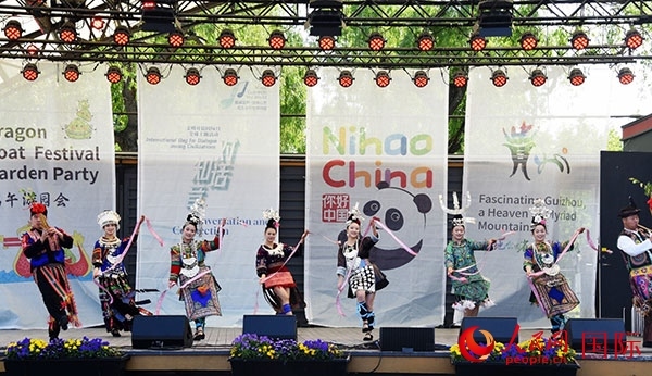 舞蹈《迎客歌》。人民網(wǎng)記者 殷淼